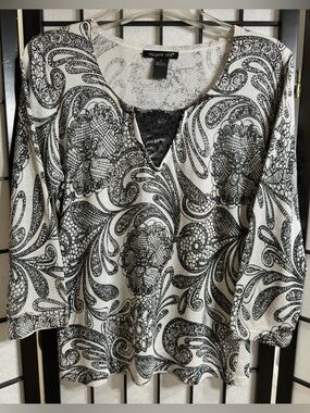 August Silk Knit Top Silver Metallic & Black Paisley Print Lace Detail SZ Large